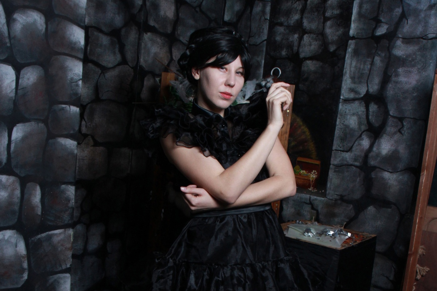 Детский шоу-квест «Венсдей и Новогодний бал в Академии изгоев» со скидкой 20%