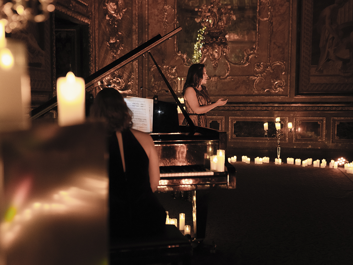 Концерт при свечах «Мировые шедевры оперы и балета» в особняке Половцова с экскурсией Концерт при свечах «Мировые шедевры оперы и балета» в особняке Половцова с экскурсией со скидкой 30%