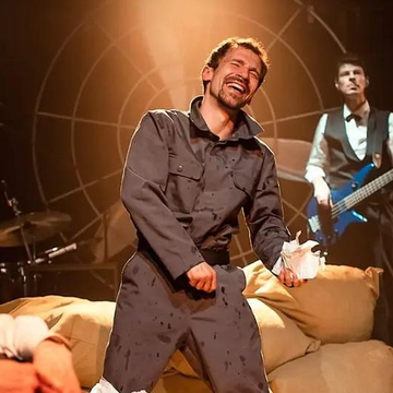 Музыкальный спектакль «Планета людей» Музыкальный спектакль «Планета людей»