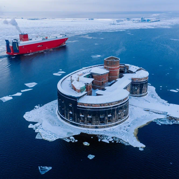 Индивидуальная экскурсия «Кронштадт — город морской славы» со скидкой 20%