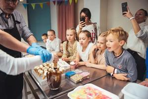 День рождения ребенка: где отметить праздник в Петербурге