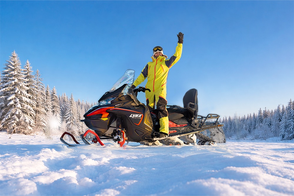 Катание на снегоходах с инструктором в Ленинградской области со скидкой до 21%