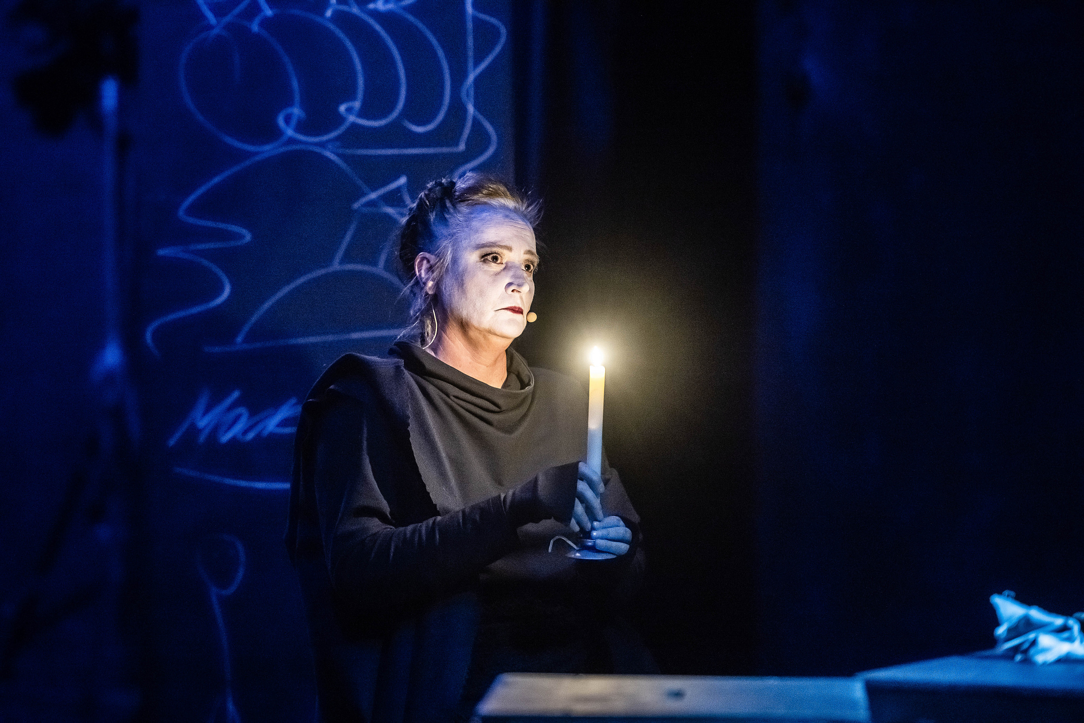 Спектакль «Маменька» в Театре на Васильевском со скидкой 30%