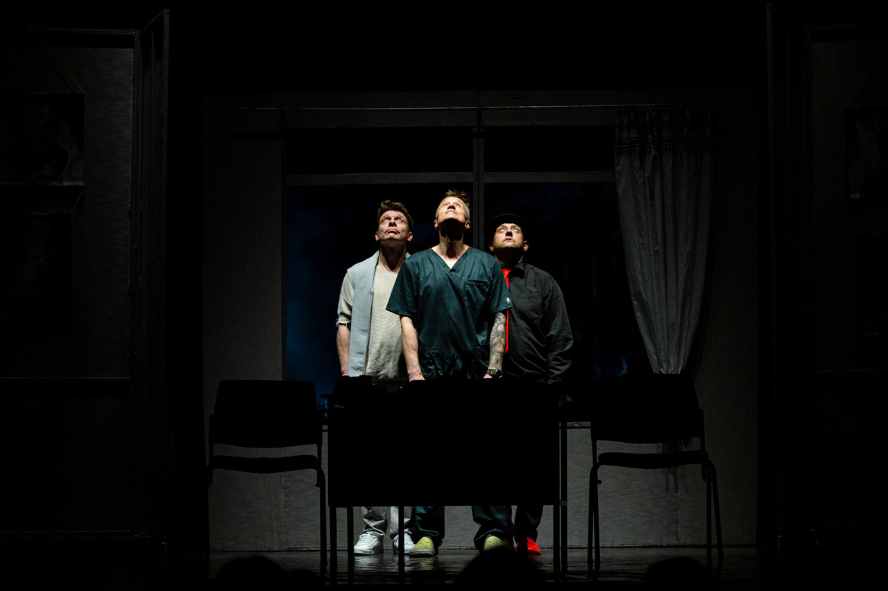 Спектакль «Доктор знает всё» с Михаилом Полицеймако Спектакль «Доктор знает всё» с Михаилом Полицеймако