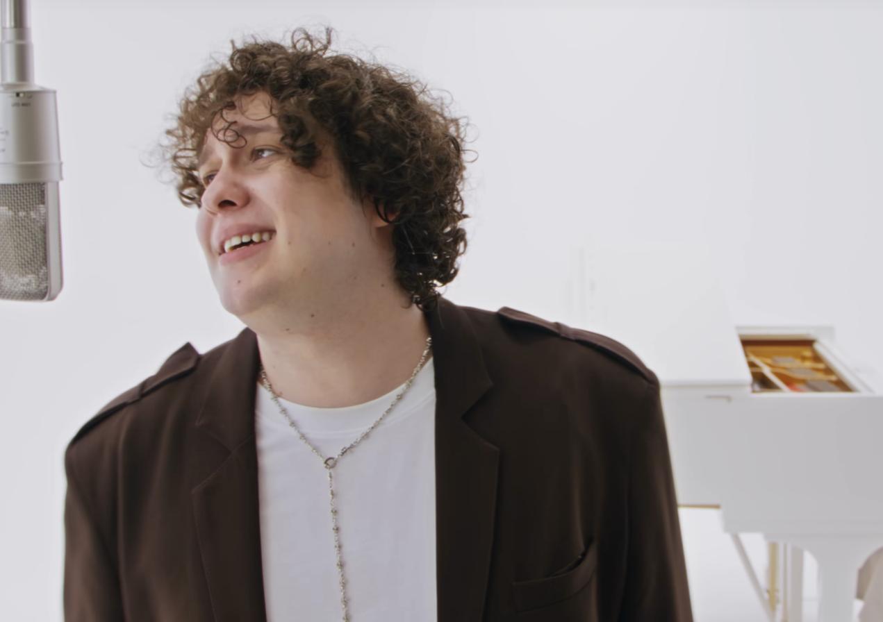 Бесплатные концерты в Москве: Антон Токарев и Братья Грим