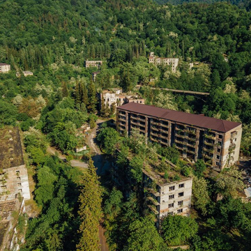 Экскурсия на мотоциклах «Заброшенный город Акармара» Экскурсия на мотоциклах «Заброшенный город Акармара» со скидкой до 27%