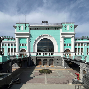 Экскурсия по железнодорожному вокзалу «Новосибирск-Главный» со скидкой 20%