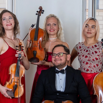 Концерт «Он – Сэр Элтон Джон. Трибьют» во дворце Белосельских-Белозерских Концерт «Он – Сэр Элтон Джон. Трибьют» во дворце Белосельских-Белозерских со скидкой 35%