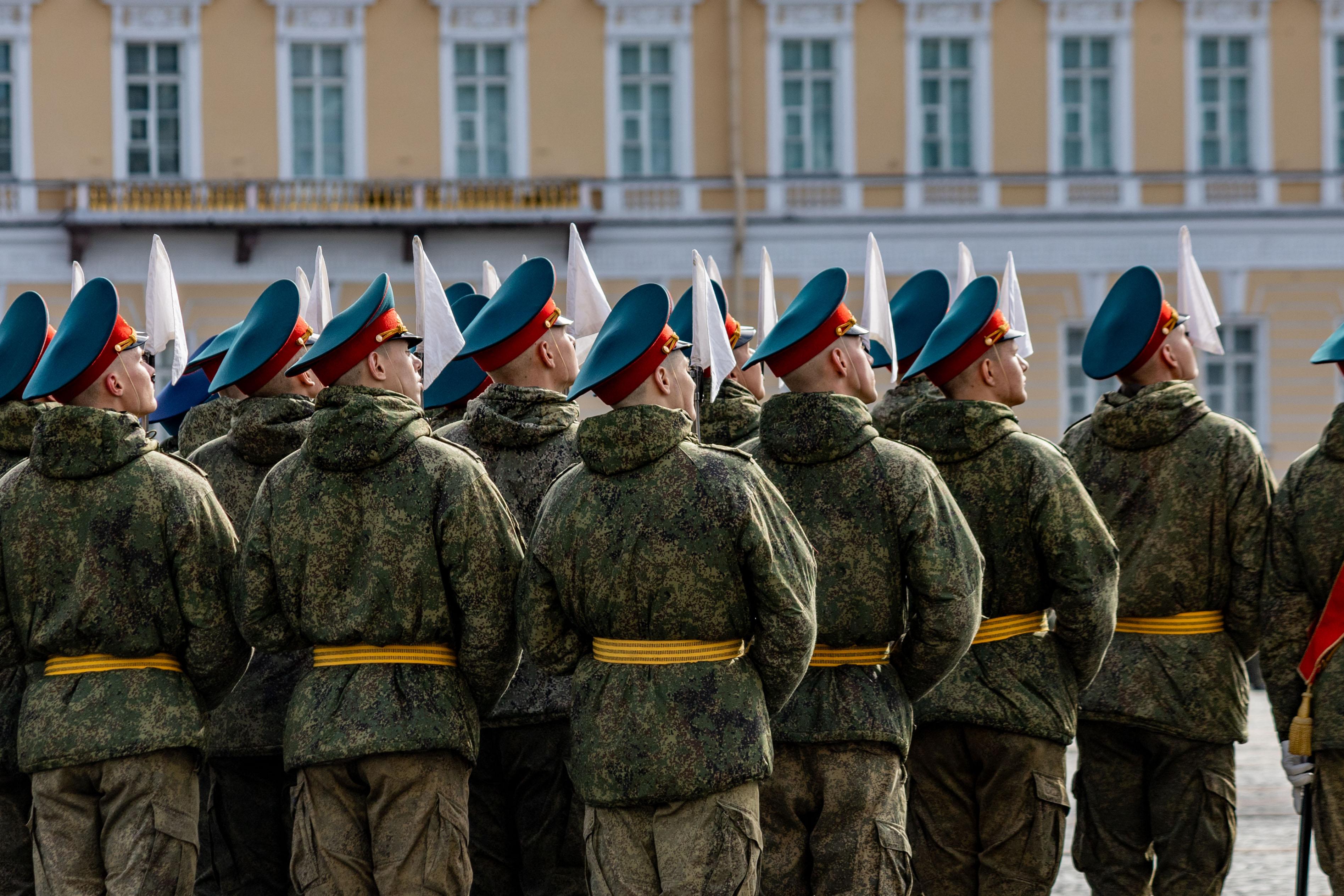 Первая репетиция к параду Победы в Петербурге прошла 2 апреля