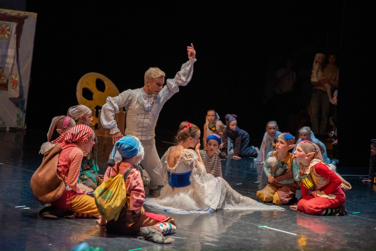 Детский балет «Белоснежка и семь гномов» со скидкой 30%