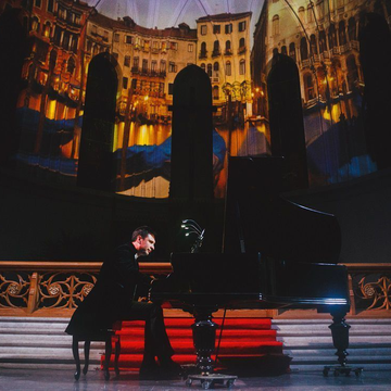 Концерт «Оркестр при свечах. Эннио Морриконе, Нино Рота, Sting» со скидкой 40%