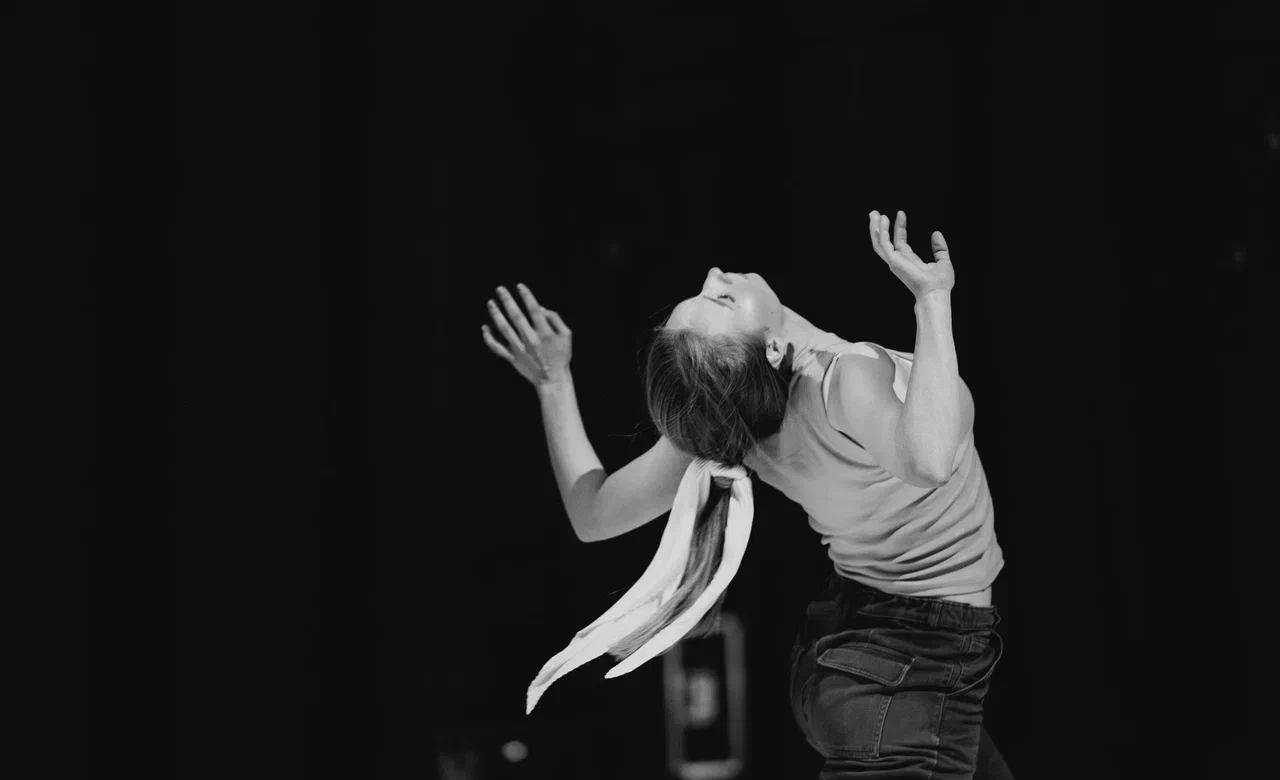 Показ дипломных работ студентов выпускного курса программы бакалавриата «Искусство современного танца» на Новой сцене Александринского театра