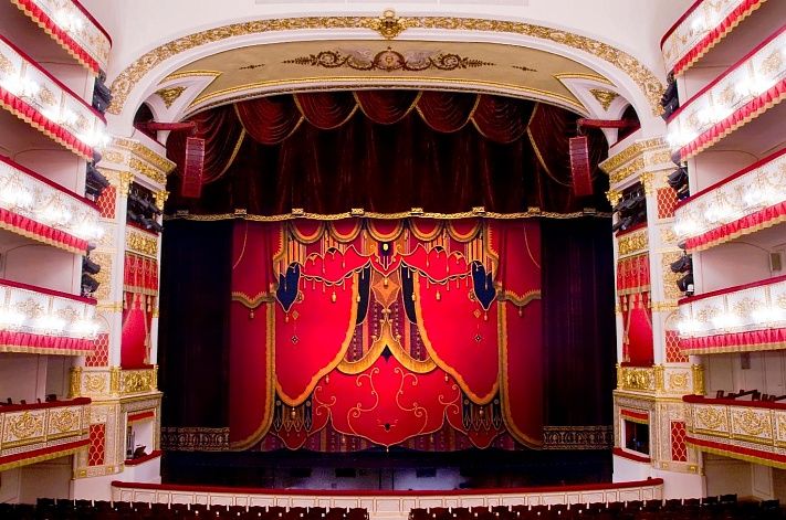 Экскурсия «Театр как империя» с посещением Александринского театра и Музея театрального и музыкального искусства
