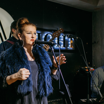 Концерт Ольги Пономарёвой в ресторане Noisy River со скидкой 30%