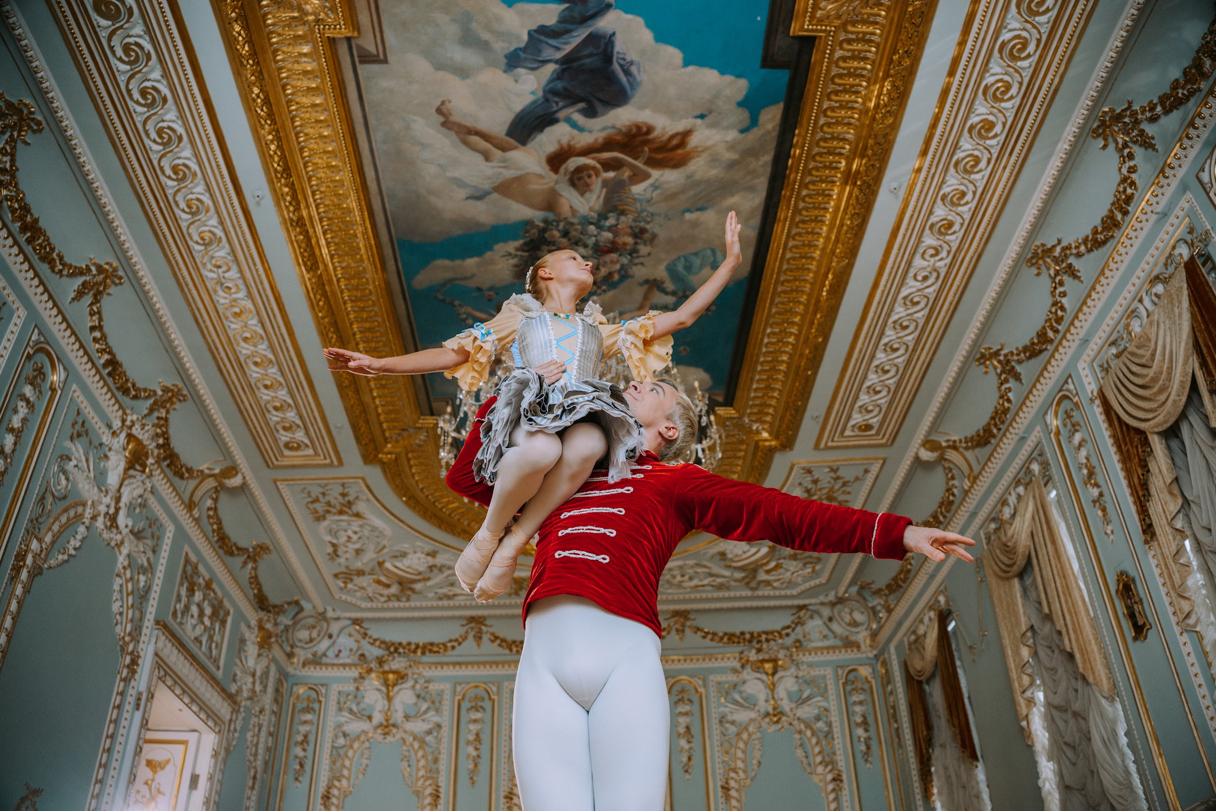 Иммерсивный балет «Щелкунчик» в особняке Серебрякова Иммерсивный балет «Щелкунчик» в особняке Серебрякова со скидкой 25%