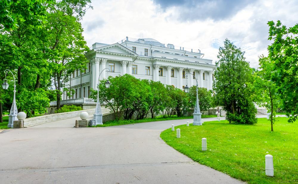 Елагин остров в Петербурге: чем заняться