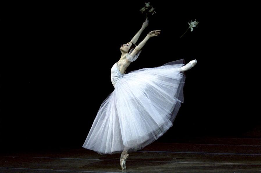 Мариинский театр посвятил балет «Жизель» Нинель Петровой