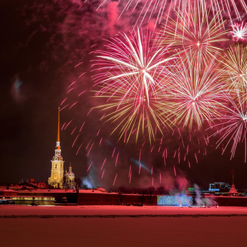 Экскурсия «900 дней и ночей» с просмотром салюта со скидкой до 29%