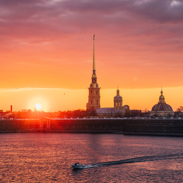 Концерт на закате «Золотые часы на Неве» Концерт на закате «Золотые часы на Неве» со скидкой до 24%