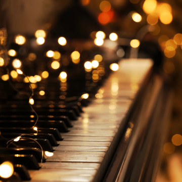 Концерт «Новогодний орган при свечах. Времена года и королевство Щелкунчика» со скидкой 30%