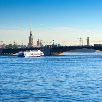 Поездка на «Метеоре» по Неве «Городская регулярная линия» от причала «Эрмитаж Нижний»