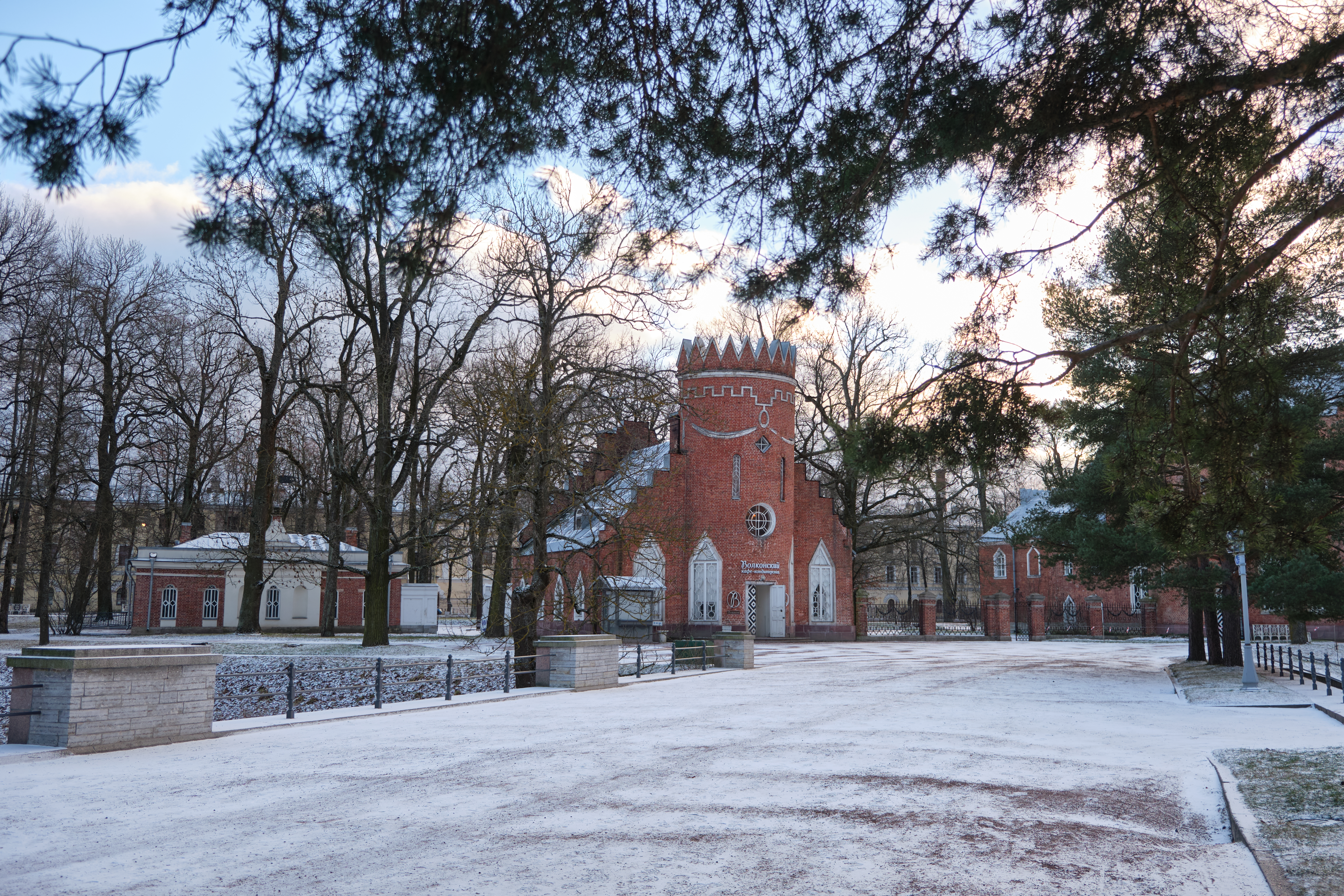 Аудиоэкскурсия «Драгоценности Александровского парка: квест-экскурсия в Царском селе»