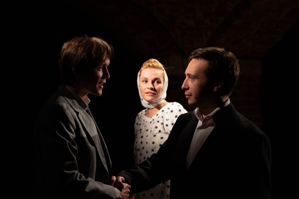 Спектакль «Мой Марат» Спектакль «Мой Марат» со скидкой 25%