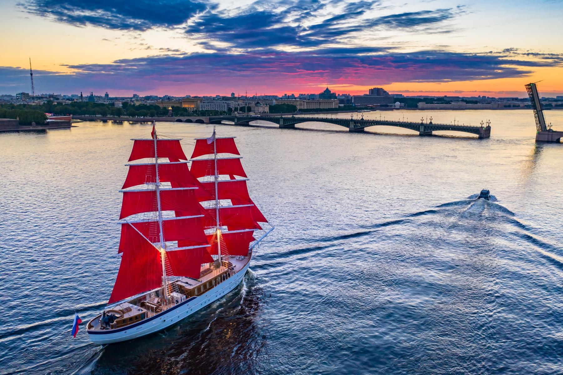 Ладожский мост внепланово разведут 3 июля 2025