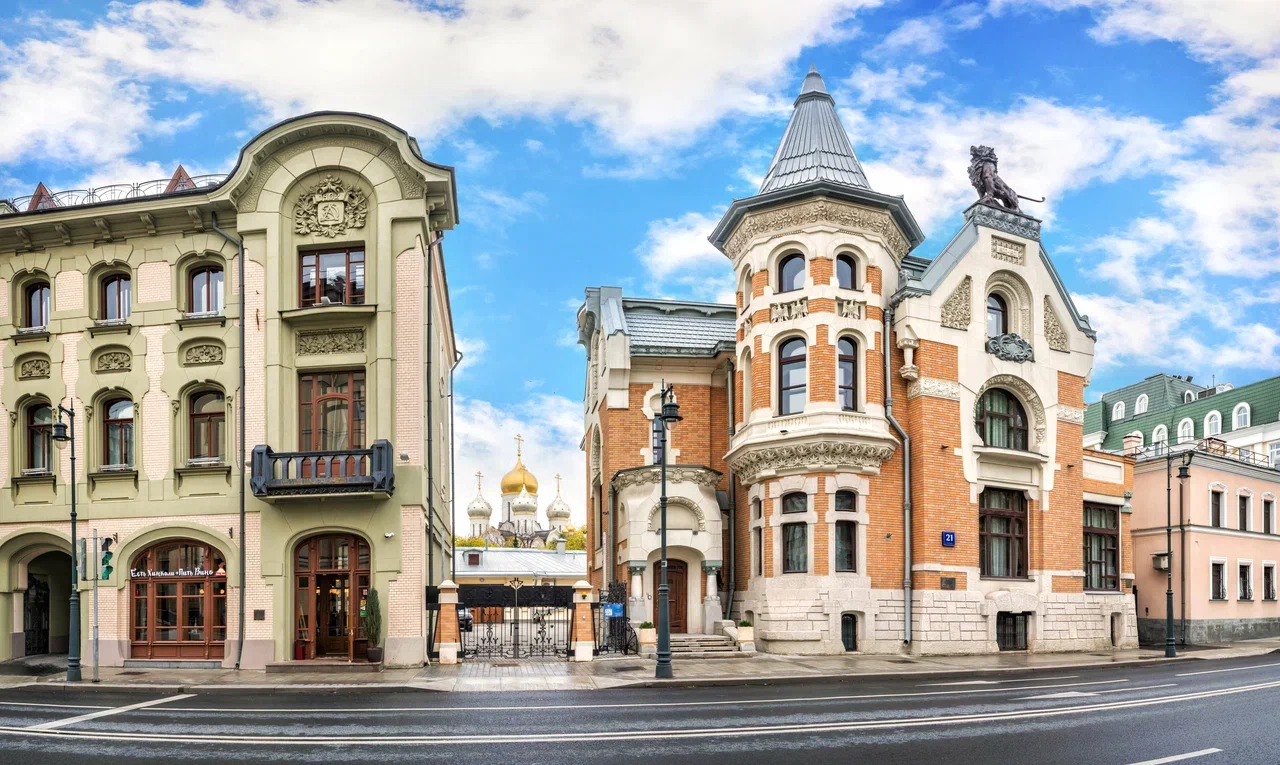 Пешеходная экскурсия «Адреса булгаковских героев: Пречистенка и Остоженка» со скидкой 26%