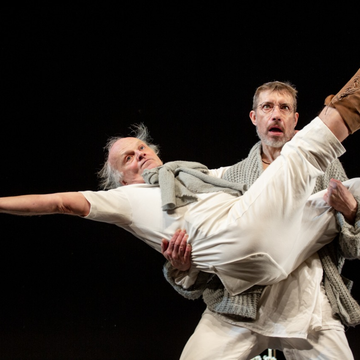 Спектакль «Ночь в театре, или Драматический водевиль» в Театре комедии им. Акимова Спектакль «Ночь в театре, или Драматический водевиль» в Театре комедии им. Акимова