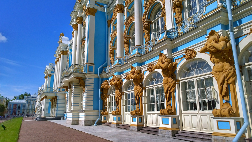 Большая десятичасовая экскурсия «Царское Село — максимум: Екатерининский дворец, парк и Янтарная комната» со скидкой 36%
