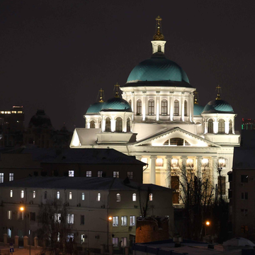 Автобусная экскурсия «Ночная Казань» с катанием на колесе обозрения Автобусная экскурсия «Ночная Казань» с катанием на колесе обозрения со скидкой до 79%