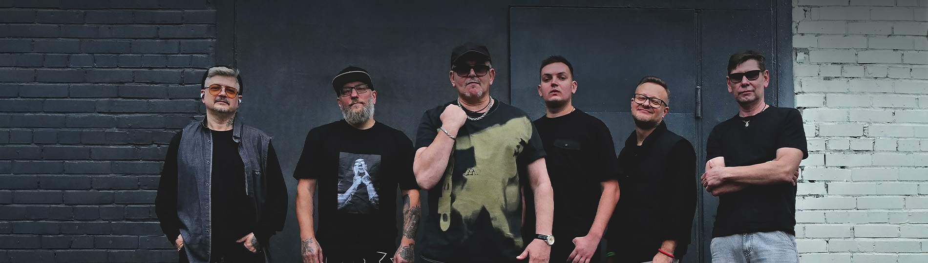 Концерт группы «7Б» в клубе «Космонавт» Концерт группы «7Б» в клубе «Космонавт»