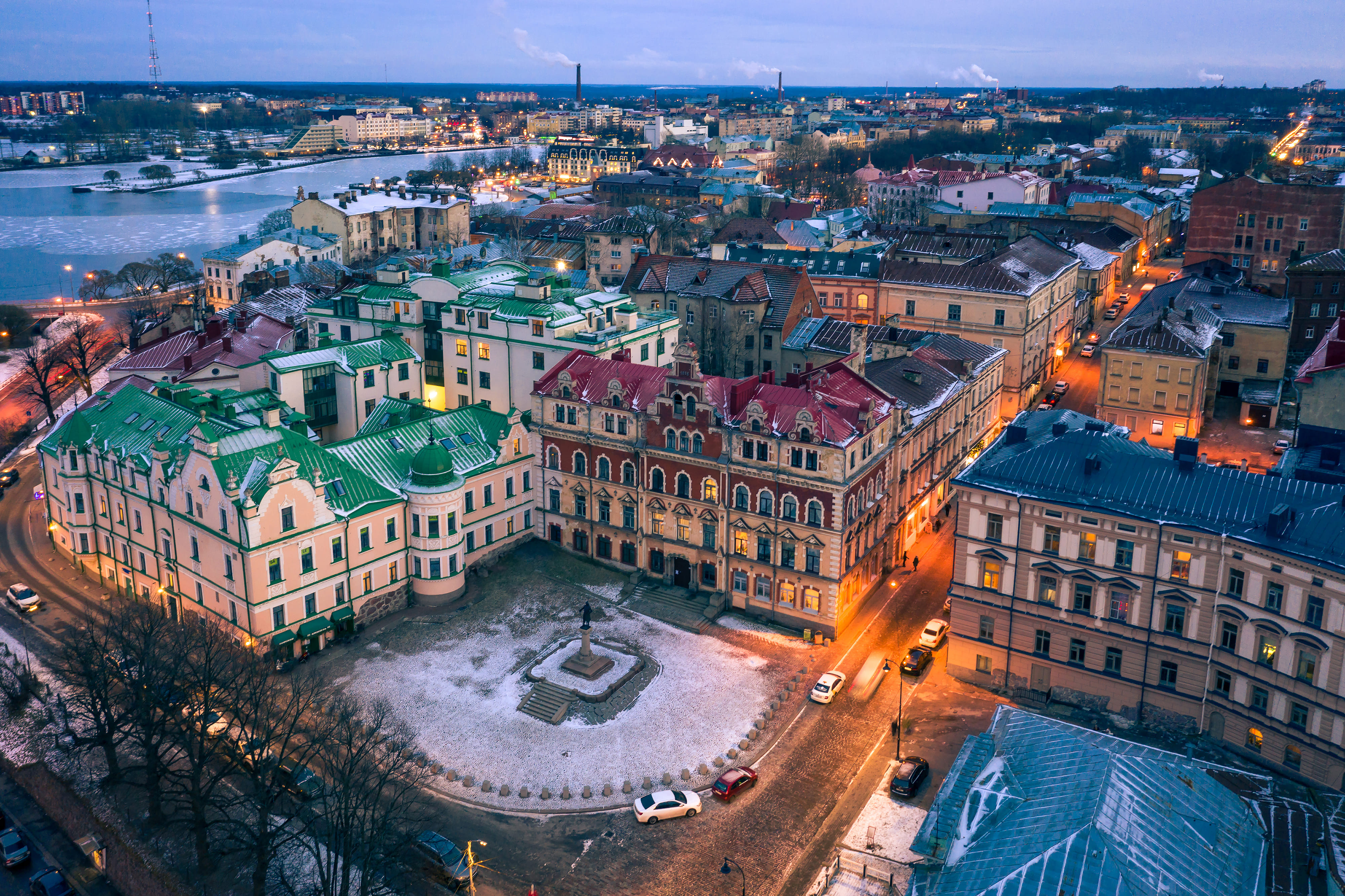 Новогодний тур «Тайны старого Выборга. Всё включено» со скидкой до 42%