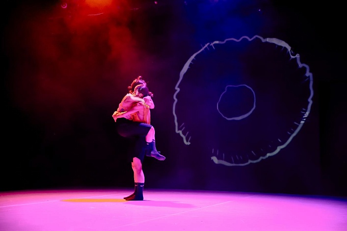 Пластический спектакль I Smile When You Smile на Новой сцене Александринского театра