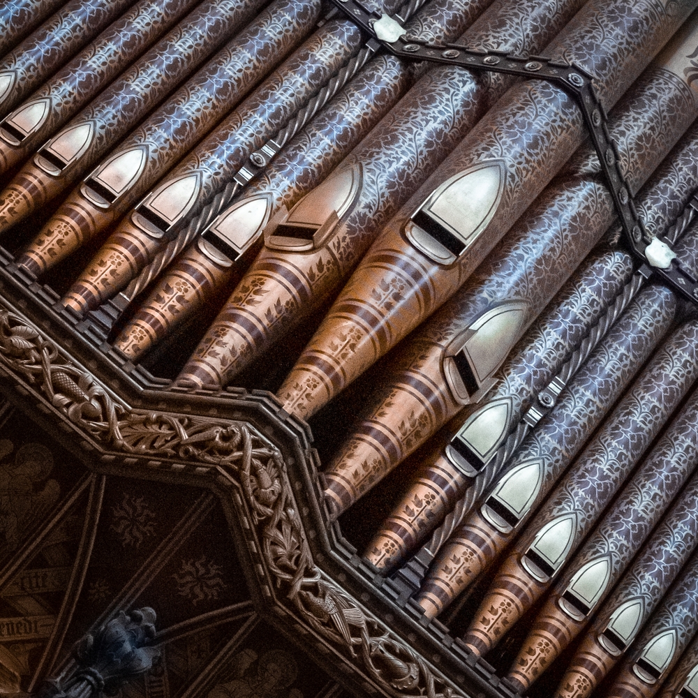 Концерт при свечах «Времена года и космос Баха» со скидкой 25%