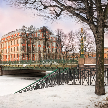 Экскурсия «Пешком по Петербургу» со скидкой 50%