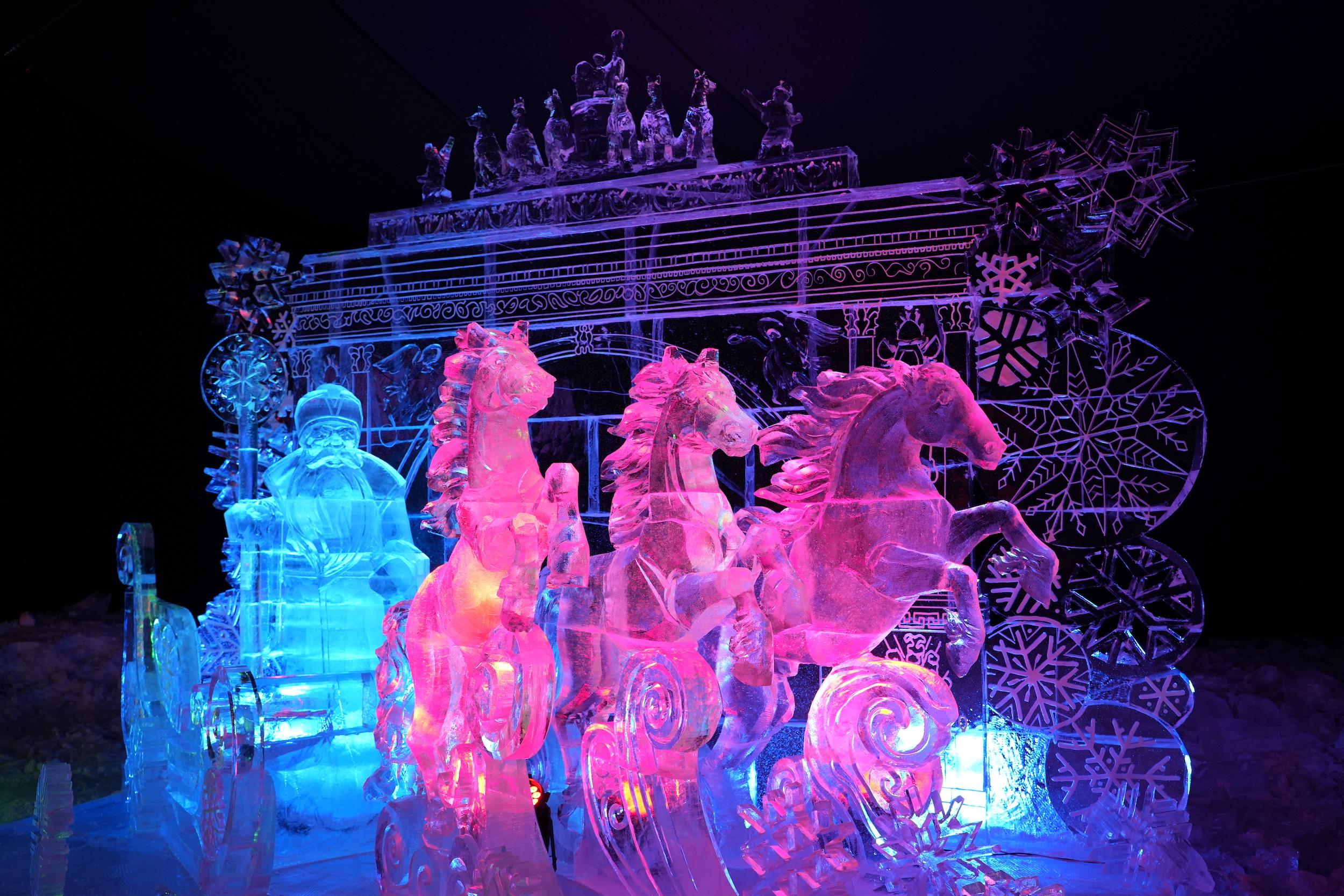 Фестиваль ледовых скульптур «КроншЛёд» в Петропавловской крепости