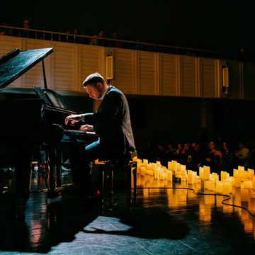 Концерт «Андреа Бочелли. Tribute при свечах» со скидкой 30%