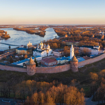 Двухдневный тур «Великий Новгород, Псков, Изборск, Печоры и 3 крепости» со скидкой до 56%