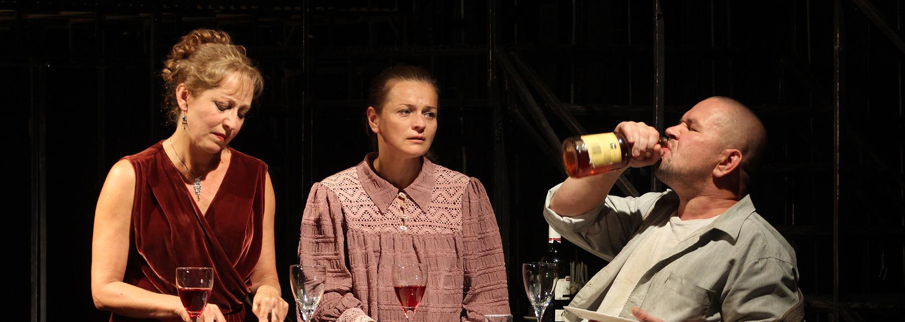 Спектакль «Трамвай «Желание» в театре «Приют комедианта»