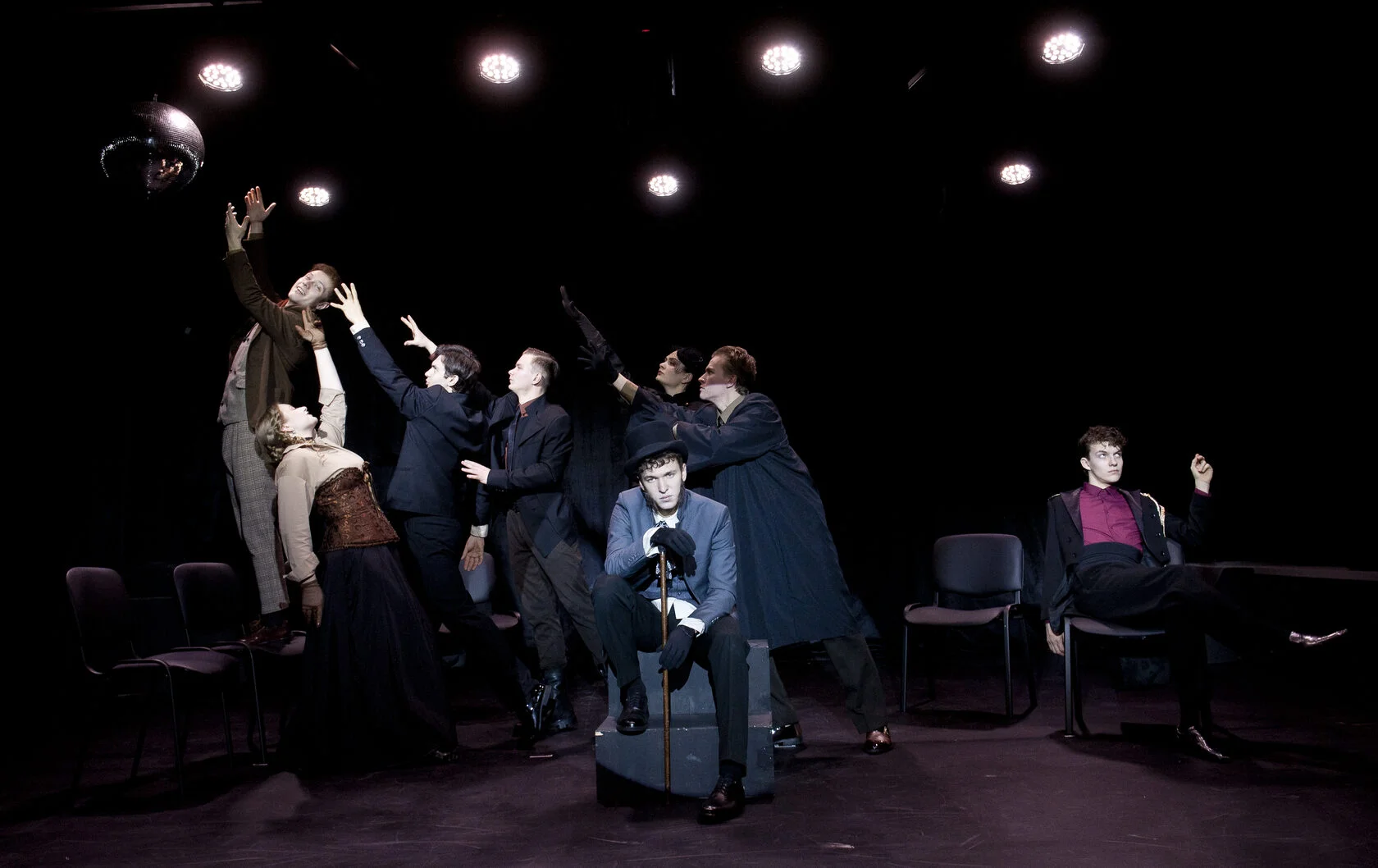 Спектакль «Пушкин. В поисках любви. Антифейк» со скидкой 40%