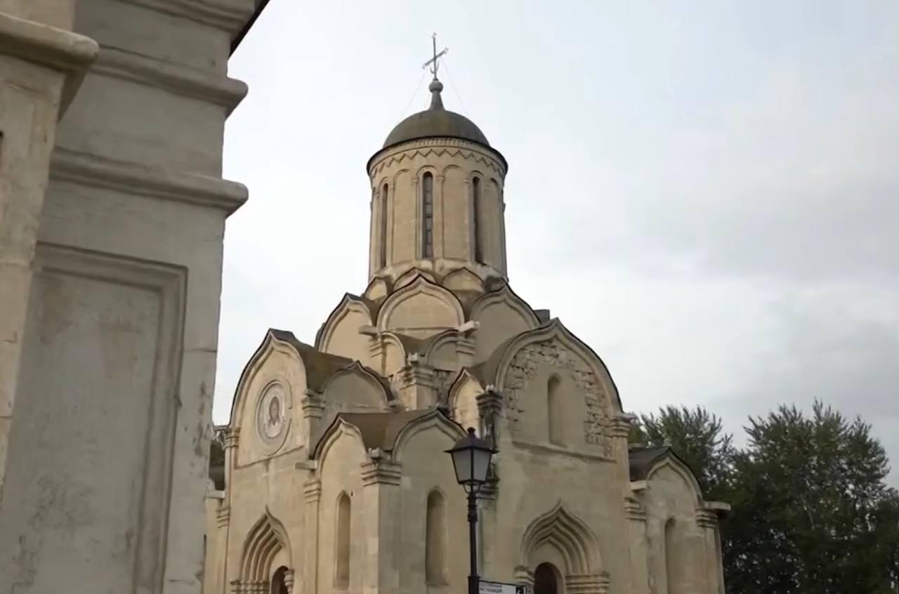 Самый древний храм столицы: Спасский собор Андроникова монастыря