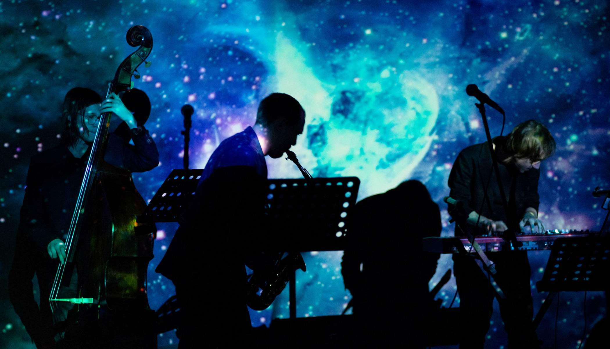 Концерт Space Jazz в мультимедийном пространстве «Люмьер-Холл»