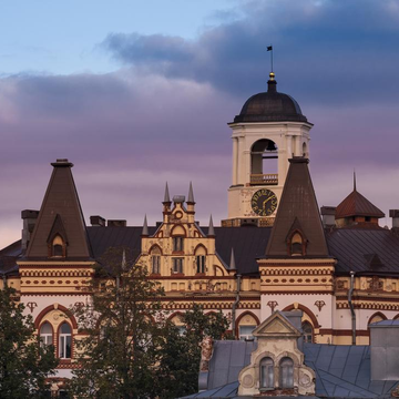 Пешеходная экскурсия «Тайны ночного Выборга» со скидкой 20%