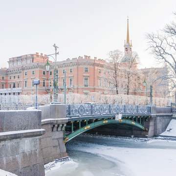Экскурсия по Санкт-Петербургу на автомобиле