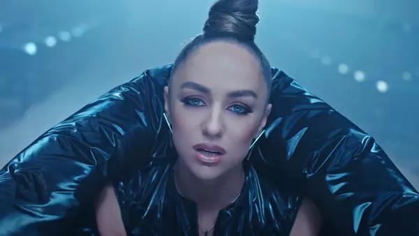 Бесплатный концерт Алсу и Краймбрери в Москве