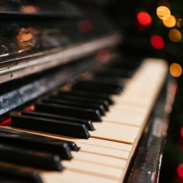 Концерт «Романтический джаз во дворце» с экскурсией по Владимирскому дворцу Концерт «Романтический джаз во дворце» с экскурсией по Владимирскому дворцу со скидкой 30%