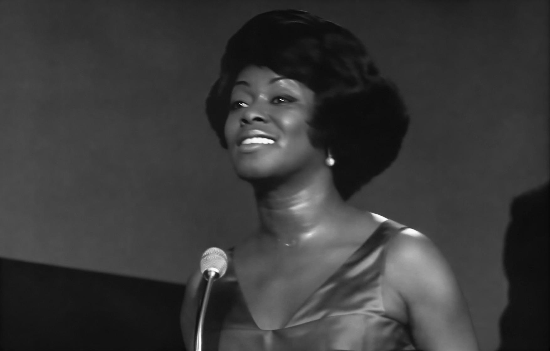 5 легендарных джазовых певиц XX века