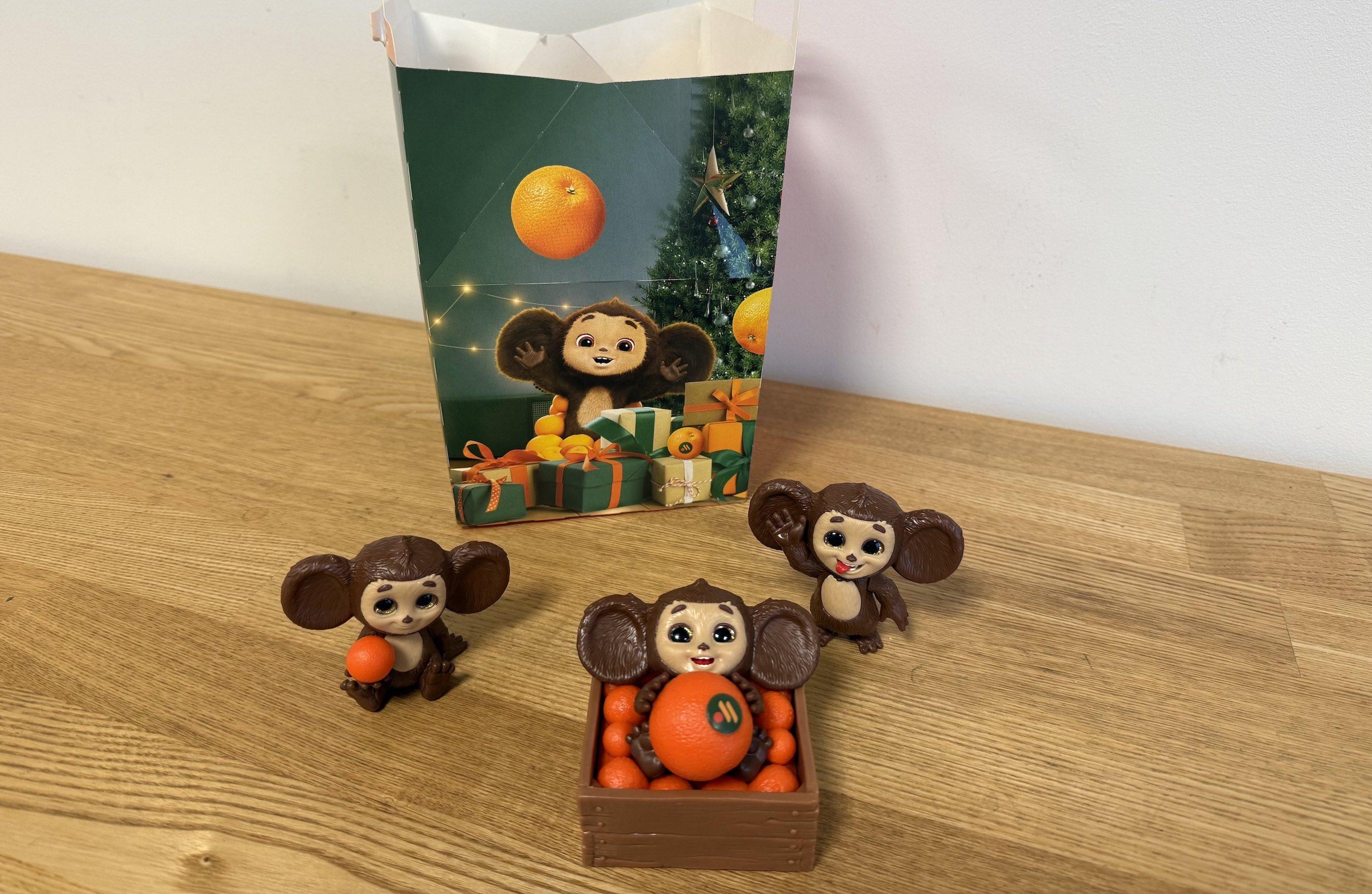 Чебурашка во «Вкусно — и точка» — обзор игрушек и фото